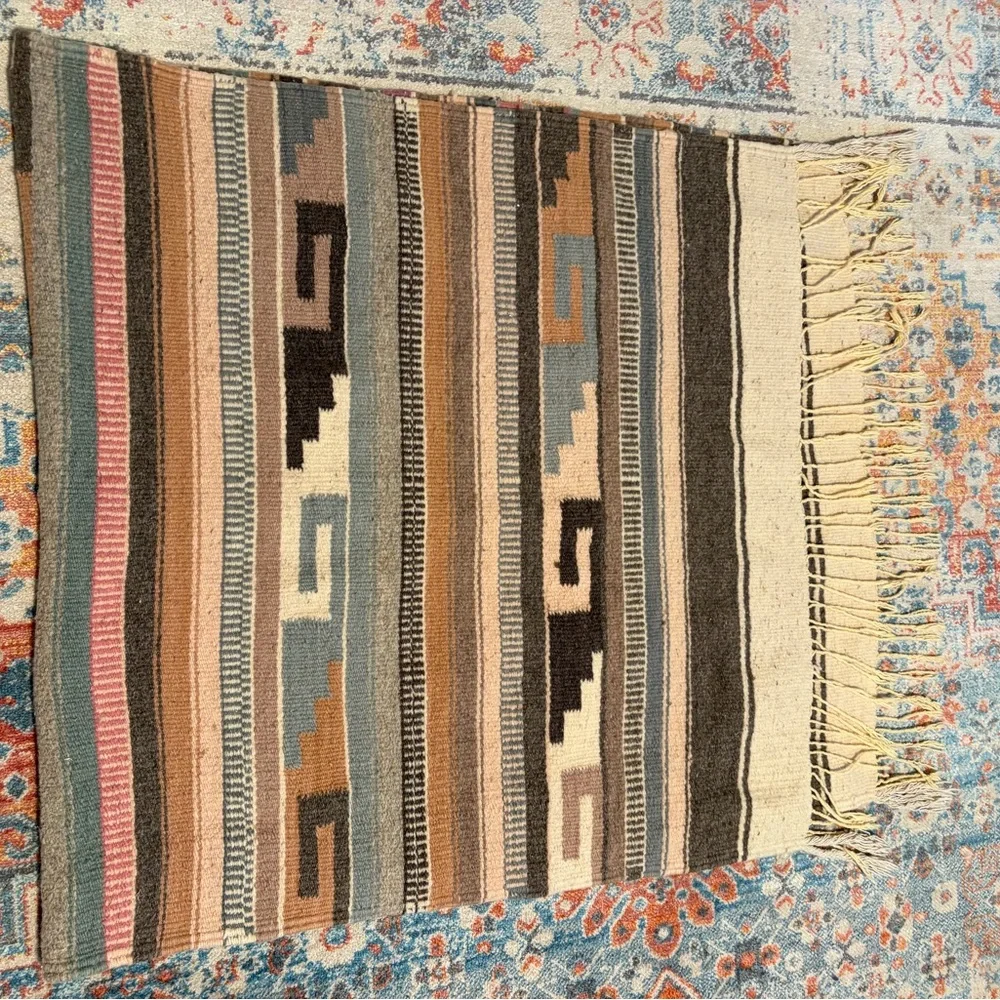 Southwest woven wool runner rug - Picture 3 of 7